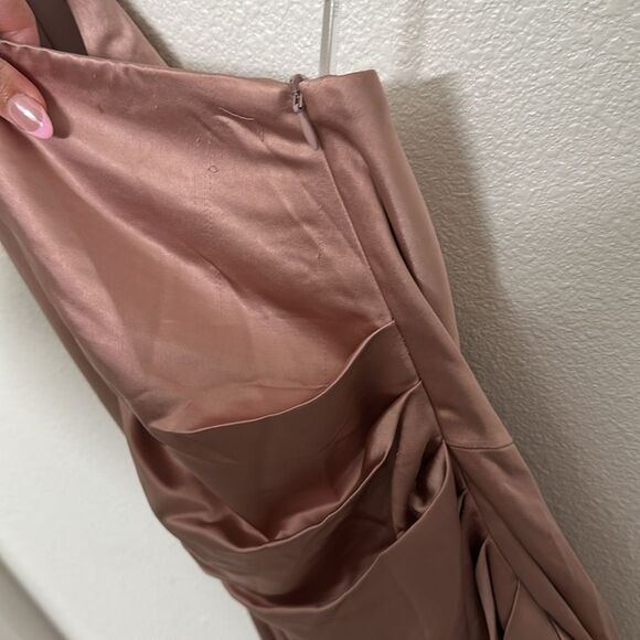 Elliatt Cassini Dusty Pink One-Shoulder Cocktail Dress Asymmetrical Ruched - Picture 6 of 12